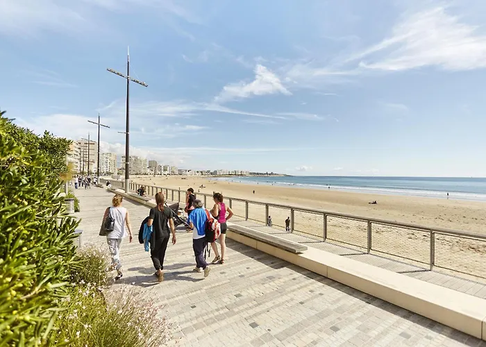 Prázdninový dům Maison Moderne Et Piscine Commune Les Sables-dʼOlonne